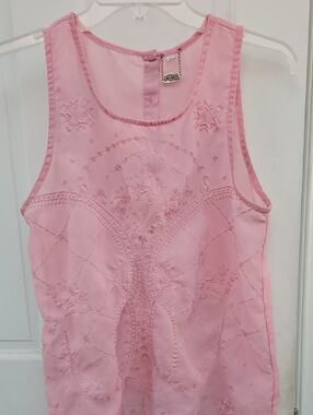 Ali & Kris Sheer Embroidered Top